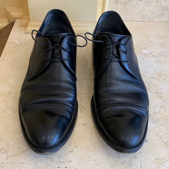 Ferragamo lace up black leather oxfords. Size 12. Great shoes!